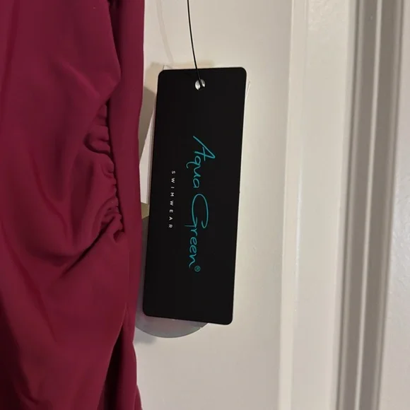 NWT (Brand Aqua Green) Burgundy color- One-Piece Swimsuit XL - Picture 5 of 7